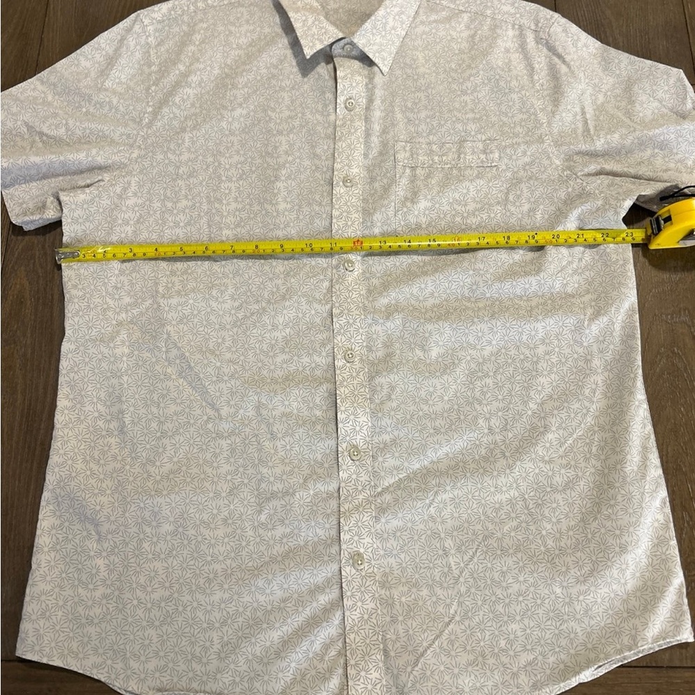 Travis Mathew Light Gray Patterned Button Down Sh… - image 3